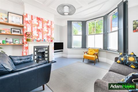 5 bedroom terraced house for sale, Churchfield Avenue, London N12