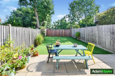 5 bedroom terraced house for sale, Churchfield Avenue, London N12