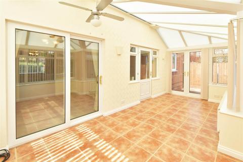 9 Stokesay Drive, Cheadle, Stoke-on-trent, ST10 1YU