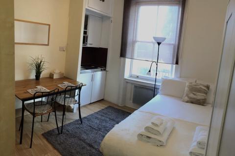 Studio to rent, 125 Aldersgate Street, London, Greater London, EC1A