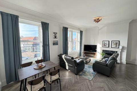 undefined, Longsands Apartment, Tynemouth.  NE30 4LR.  * HOLIDAY LET APARTMENT *