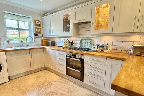 19 Alexandra Road, Fordingbridge, SP6 1EJ