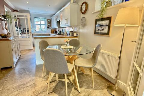 19 Alexandra Road, Fordingbridge, SP6 1EJ