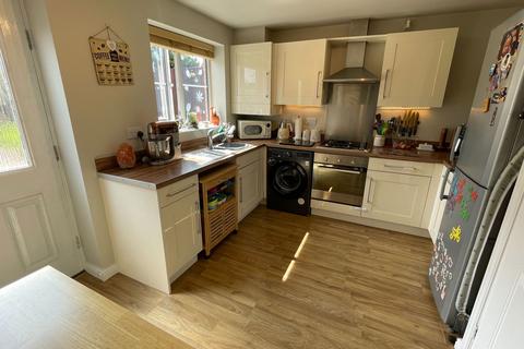 10 Bellcross Way, Monk Bretton, Barnsley, S71 5SJ