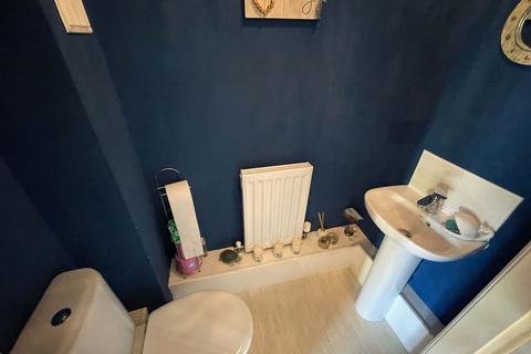10 Bellcross Way, Monk Bretton, Barnsley, S71 5SJ