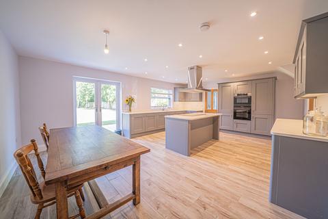 4 bedroom detached house for sale, Haseley Knob, Warwick, CV35