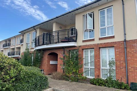 2 bedroom flat to rent, Fort Road, Newhaven BN9