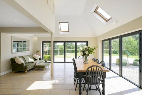 Melville Bethersden Road, Smarden, Ashford, TN27 8QU