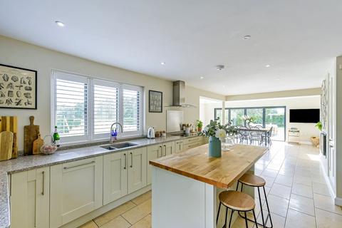 Melville Bethersden Road, Smarden, Ashford, TN27 8QU