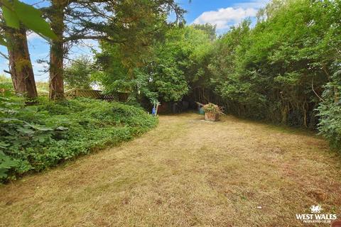 2 bedroom semi-detached bungalow for sale, Hillcroft, Johnston, Haverfordwest