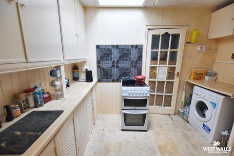 2 bedroom semi-detached bungalow for sale, Hillcroft, Johnston, Haverfordwest