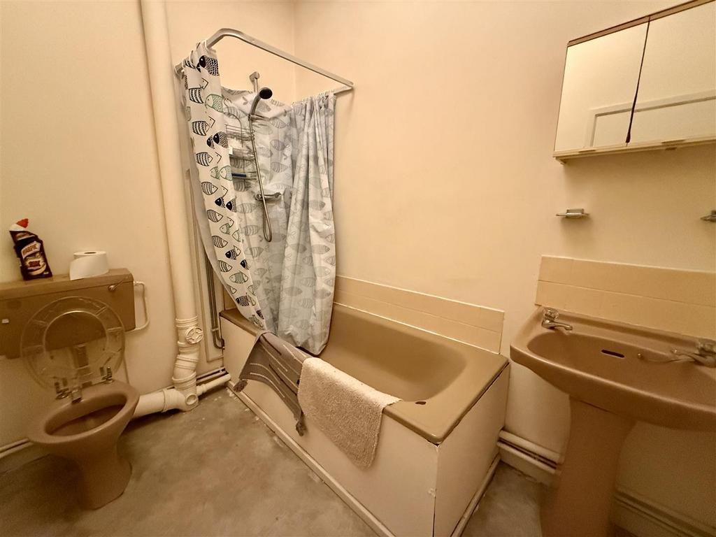 20250818 103808034 i OS.jpg