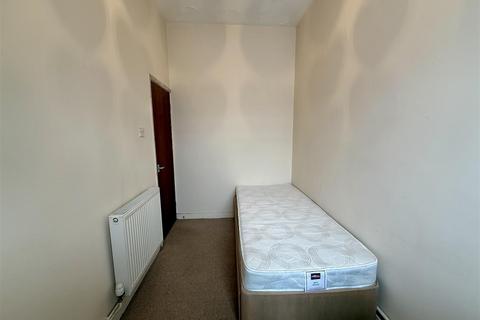 undefined, Deans Court, Aberdare CF44