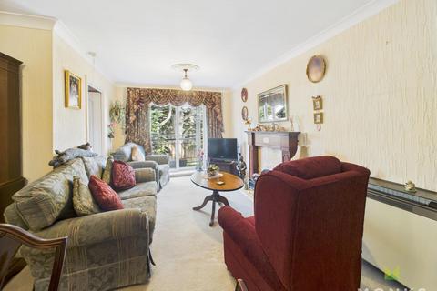 2 bedroom apartment for sale, The Cedars, Abbey Foregate, Shrewsbury