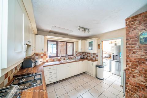 23 Attingham Drive, Cannock, WS11 7YB