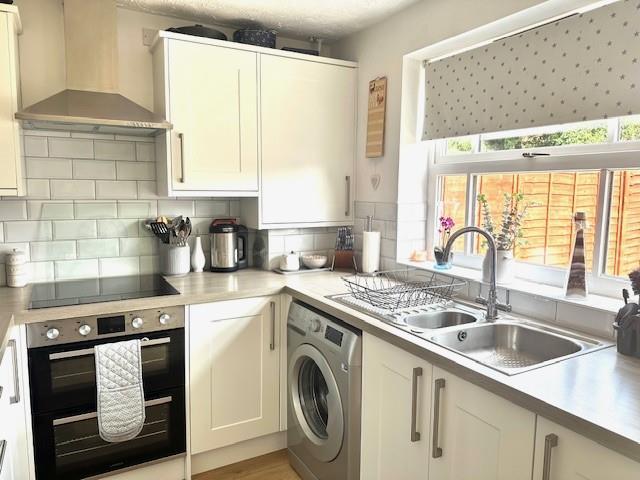 97 D Badsey Lane Kitchen.jpg