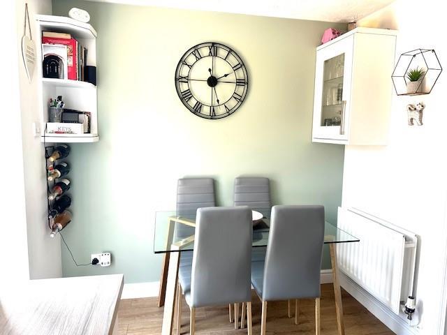 97 D Badsey Lane Kitchen 2.jpg