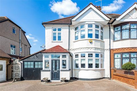 3 bedroom semi-detached house for sale, Havering Road, Romford, RM1