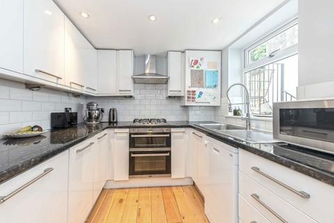 1 bedroom flat for sale, Byrne Road, London SW12