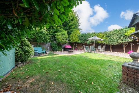 4 bedroom detached house for sale, Copthorne, Luton, LU2