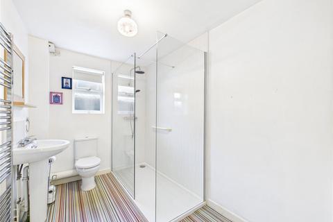 2 bedroom bungalow for sale, Alan Road, Ipswich, Suffolk, IP3
