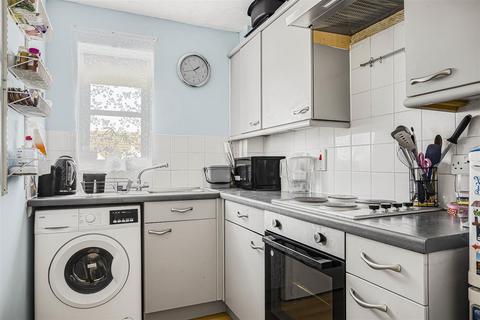 undefined, Elm Park, Reading, RG30