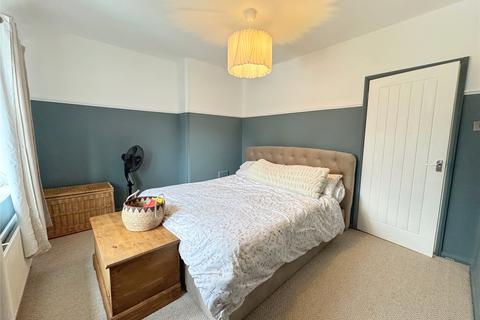 69 Booth Crescent, Waterfoot, Rossendale, BB4 9BU