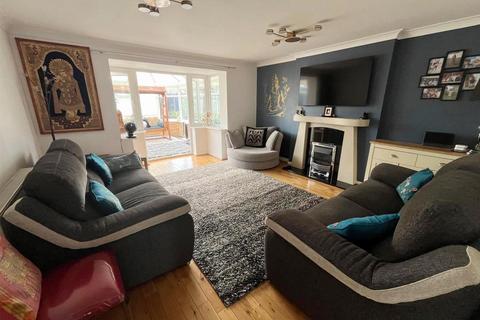 4 bedroom detached house for sale, Cedar Avenue, Stalybridge SK15
