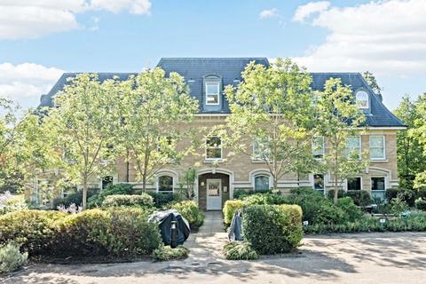 undefined, Holmesdale Road, Teddington TW11