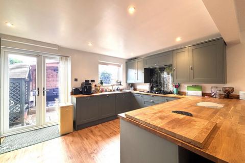 32 Griffiths Close, Swindon, SN3 4NW
