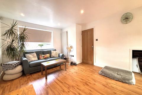 32 Griffiths Close, Swindon, SN3 4NW