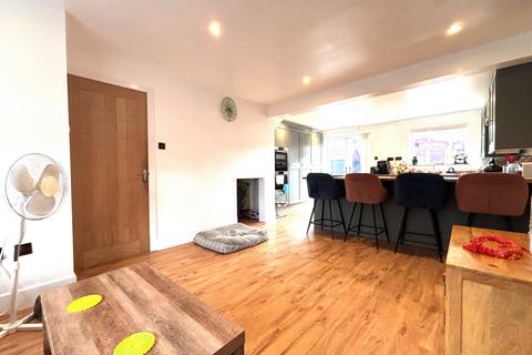 32 Griffiths Close, Swindon, SN3 4NW