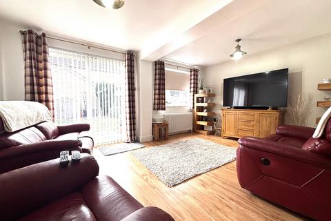 32 Griffiths Close, Swindon, SN3 4NW
