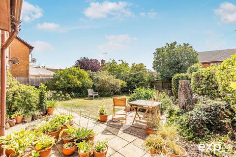 undefined, Tate Grove, Northampton NN4