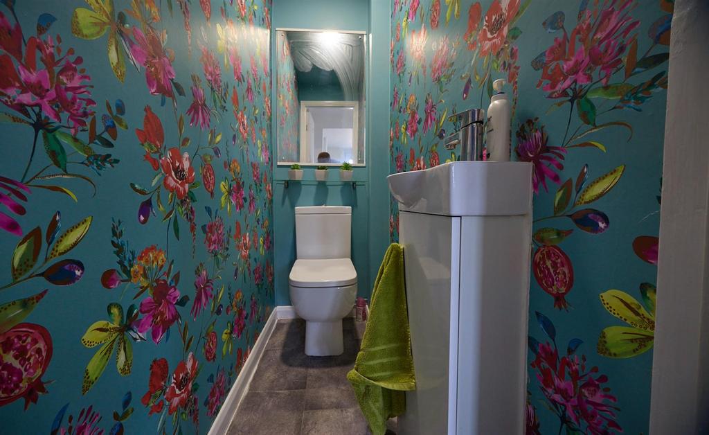 Separate WC