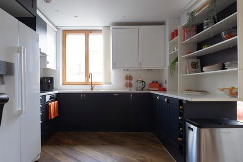 2 bedroom apartment for sale, Packenham House