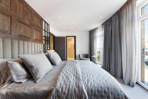 undefined, Dundee Wharf, 100 Three Colt Street, E14