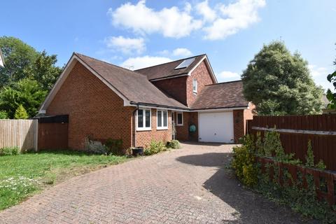 4 bedroom detached house for sale, Ashford Road, Harrietsham, Maidstone, ME17