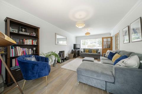 33 Ripley Road, Hampton, TW12 2JH