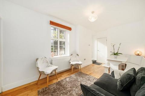 2 bedroom flat for sale, Finchley Road, London NW3