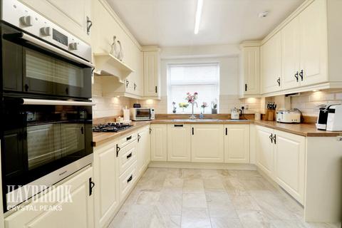 3 bedroom semi-detached house for sale, Tynker Avenue, Beighton