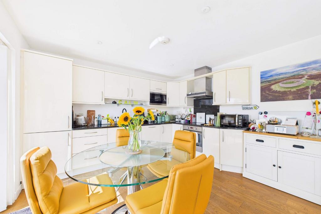 Kitchen & Diner
