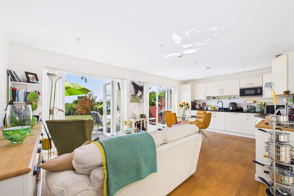 Sitting Room & Kitchen