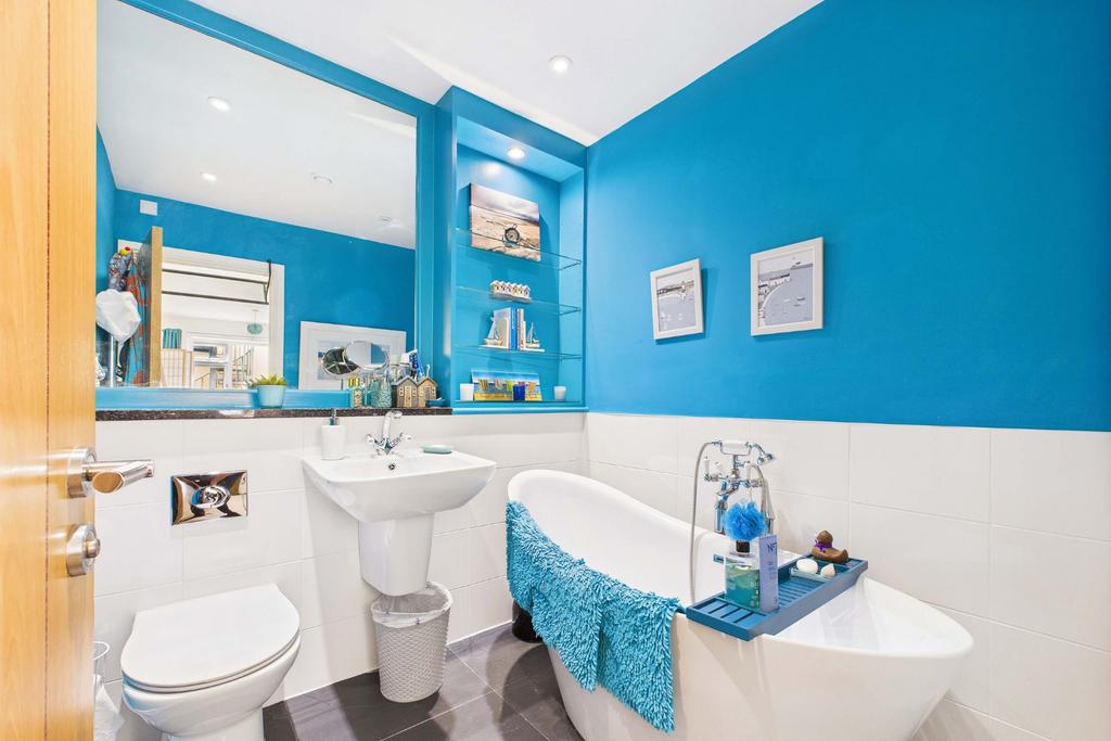 Bedroom One En-suite