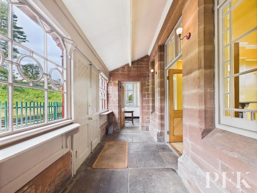 Entrance Hall / Lobby