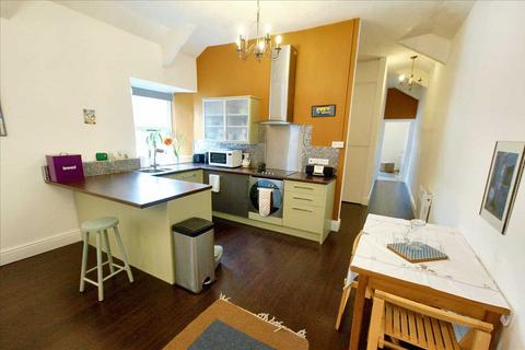undefined, Flat 3, 37 Main Street, Pembroke