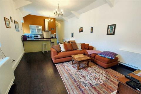 undefined, Flat 3, 37 Main Street, Pembroke