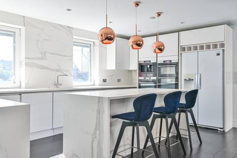 Praed Street, Paddington, London, W2