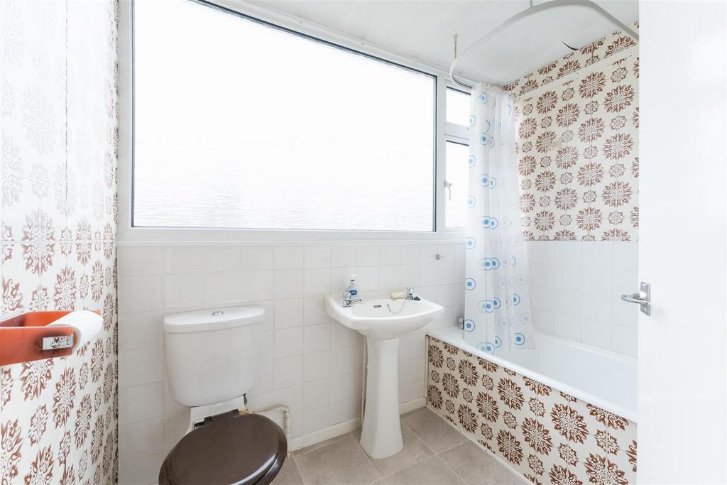 4 Station Road, Yatton, BS49 4 AJ 32 21.jpg