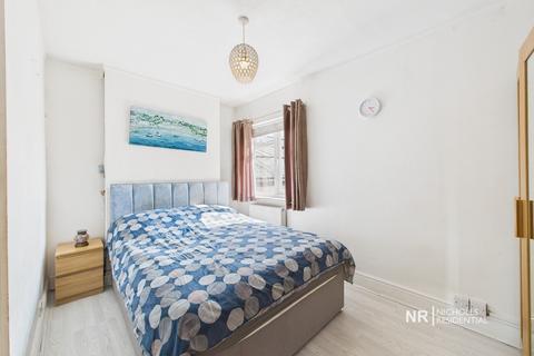 undefined, Worcester Park KT4